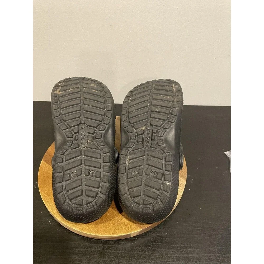 Crocs Classic Clogs Mens 9 Black Faux Fur Slip On Warm Winter Comfort Shoes
